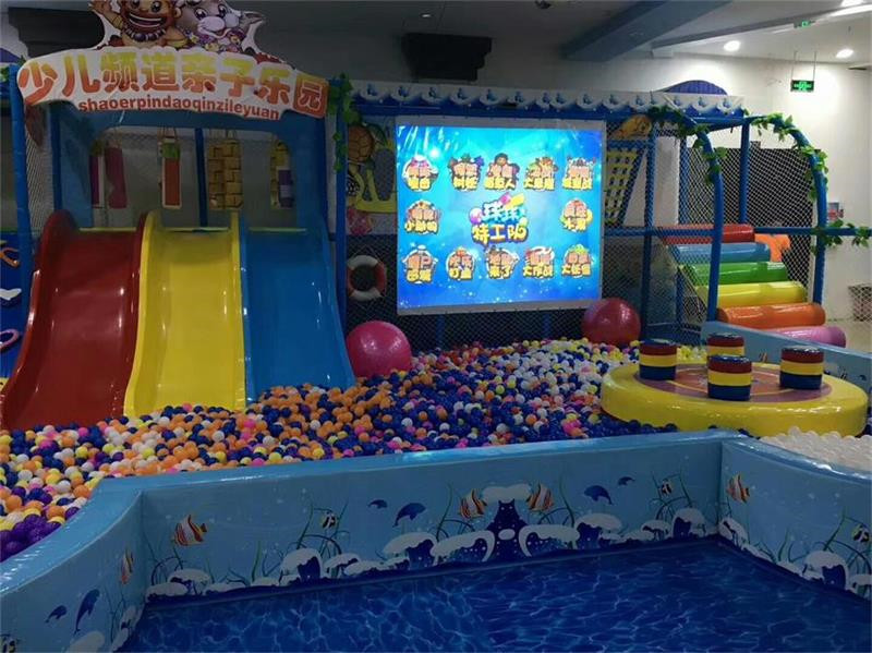 淘气堡投影设备展示(实拍2)