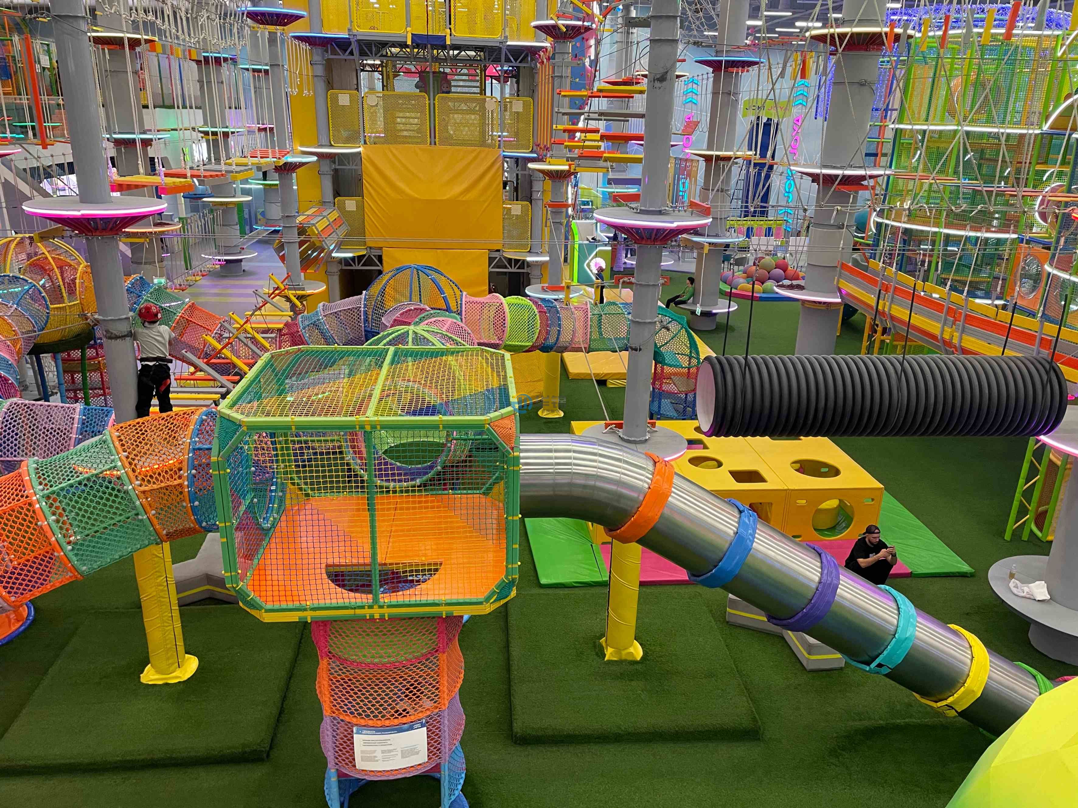 4d6c96bfce8c047628464d3e0d40fbe1-3544x2658-compressed.jpg